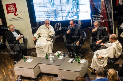 Gdansk. Biblioteka Europejskiego Centrum Solidarnosci....