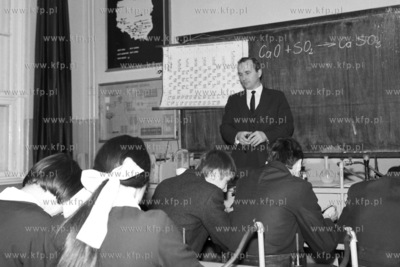 Lekcja chemii w III LO w Gdańsku. 
01.1970
0002839z_styczen1970
Fot....