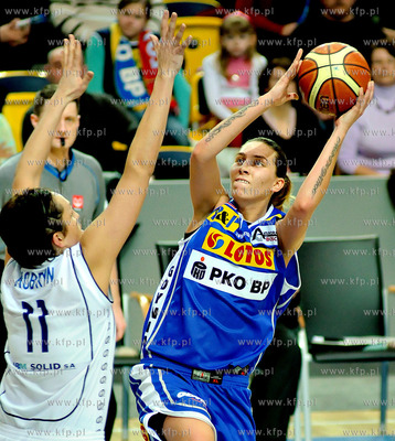 Hala Sportowo - Widowiskowa w Gdyni. Polfinal Mistrzostw...