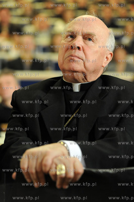 Gdansk. Konferencja W przededniu wielkiej zmiany. Okragly...