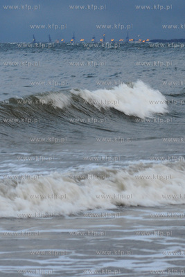 Gdynia. Orlowo. Sztorm na Zatoce Gdanskiej.
13.10.2009
Fot....