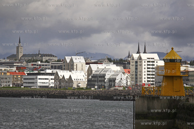 Islandia krajobraz wyspy, Reykjavik, czerwic 2009r....