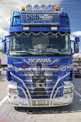 Promem linii FINNLINES przyplynely do gdynskiego portu...