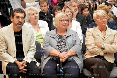 IIII L.O. w Gdyni. II edycja GDYNIA BUSINESS WEEK 2010...