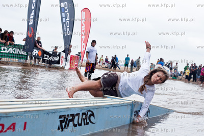 Gdansk Jelitkowo Nz zawody II edycji Polish Skimboarding...