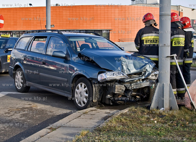 Wypadek na skrzyzowaniu ulic Rakoczego i Piekarniczej...