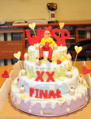 Tomasz Deker -  mistrz swiata w cukiernictwie przygotowal...