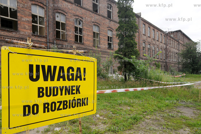 Jana z Kolna  - wyburzanie dawnego biura projektowego...