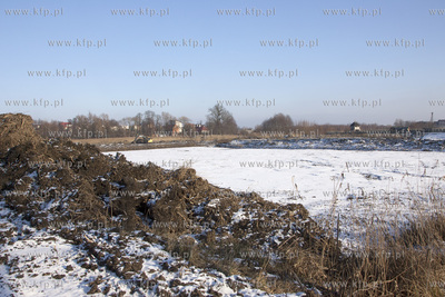 Poglebianie terenow bagiennych pomiedzy Kanalem Raduni...