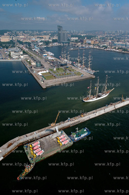 Tall Ships' Races 2009 w Gdyni z lotu ptaka. Zlot Wielkich...