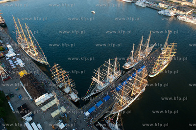 Tall Ships' Races 2009 w Gdyni z lotu ptaka. Zlot Wielkich...