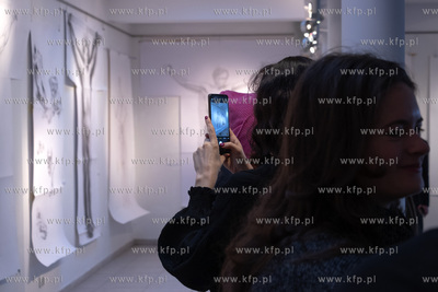 Wernisaż wystawy Jacka Kornackiego "Ślady i znaki...