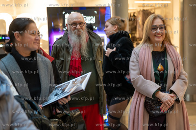 Gdańsk, Centrum Handlowe Manhattan. Spotkanie promocyjne...