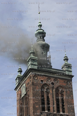 Inscenizacja pozaru kosciola sw. Katarzyny w Gdansku....