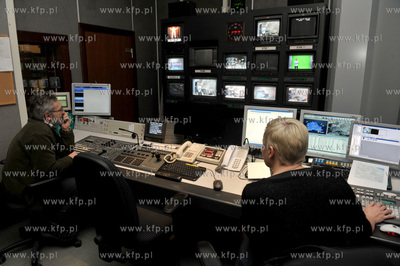 Marzena Sienkiewicz gdanska pogodynka w studio Telewizji...