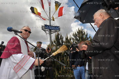 Obchody 800 lecia Zukowa. Mieszkancy miasta i goscie...