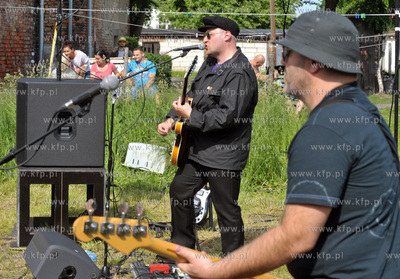 Streetwaves czyli artystyczna akcja miejska w Gdansku...