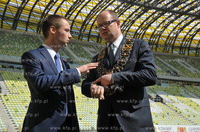 Slub na stadionie PGE Arena w Gdansku. Inga Szwarc...