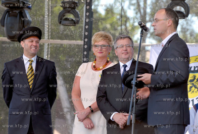 XV Swiatowy Zjazd Kaszubow - Wladyslawowo 2013. Gosciem...