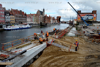 Gdansk. Przebudowa szlaku wodnego na Motlawie. Przedsiewziecie...