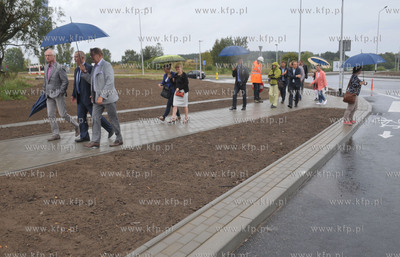 Otwarcie wezlow i dojazdow do przystanku PKM Jasien...