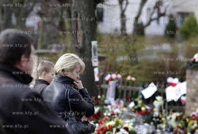 Sopot. 8:56 w całej Polsce zabily dzwony i rozlegly...