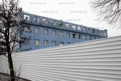 Wyburzanie hal wystawienniczych Miedzynarodowych Targow...