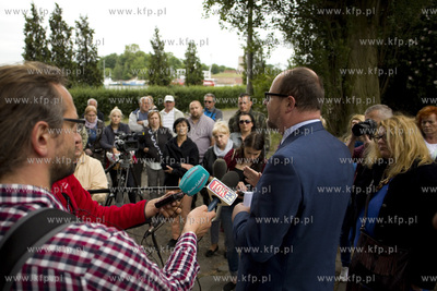 Uciążliwe zapachy w Nowy Pocie - spotkanie Pawła...