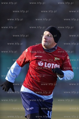 Gdansk. Boisko przy ul. Traugutta.  Sylwestrowy mecz...