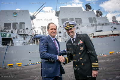 Okręt amerykańskiej Marynarki Wojennej, niszczyciel...