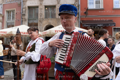 Parada Kociewska przeszła ulicami Gdańska podczas...