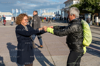 Sopot. Skwer Kuracyjny. Sopocianie świetują 125 lecie...