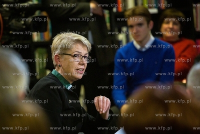 Debata  transmitowana przez TVN24 „Arena Idei”...