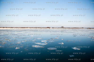 Gdansk. Zimowe mrozne popoludnie na Gorkach Zachodnich....