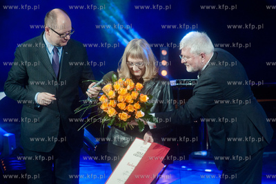 Gdansk. Teatr Wybrzeze. Uroczystosc wreczenia nagrod...
