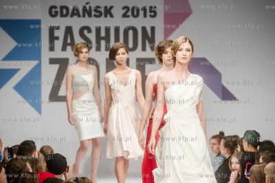 Miedzynarodowe Targi Gdanskie Amber Expo. Hoop Likes...