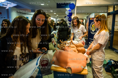 Uniwersytet Gdanski. Wydzial Prawa i Administracji....