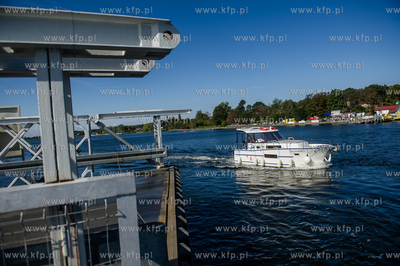 Gdańsk. Wyspa Sobieszewska. Uroczystość wbicia pierwszej...