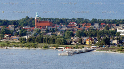 Polwysep Helski z Lotu Ptaka. Nz. Jastarnia z kosciolem...