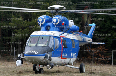 Gdansk Rebiechowo Nz.policyjny smiglowiec PZL W-3 Sokol...