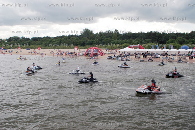 Mistrzostwa Polski Skuterow Wodnych przy molo w Brzeznie...