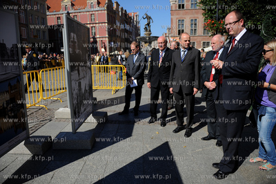 Gdansk. Dwor Artusa. 70 rocznica wybuchu II Wojny Swiatowej....