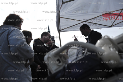 Akcja promocji segregowania smieci poparta mi. przez...