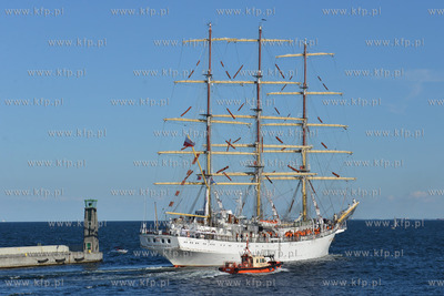 Ponad 90 kardiologów i kardiochirurgów z Polski wypłynęło...