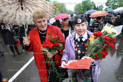 Kaliningrad , Rosja 09.05.2014 Parada na Placu Zwyciestwa...