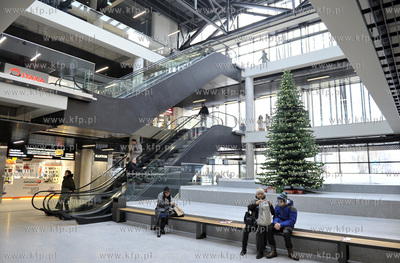 Nowy budynek dworca PKP w Sopocie zostal udostepniony...