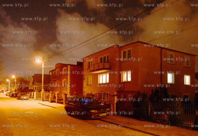 44-letni mezczyzna nie zyje, jego dwie corki w wieku...