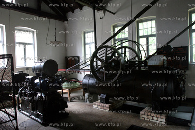 Latarnia morska w Rozewiu, zabytkowej maszynowni juz...