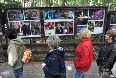 Z okazji 100 lecia Opery Lesnej w Sopocie na jej terenie...