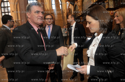 Gdansk, Dwor Artusa. Prezentacja przyszlych radnych...